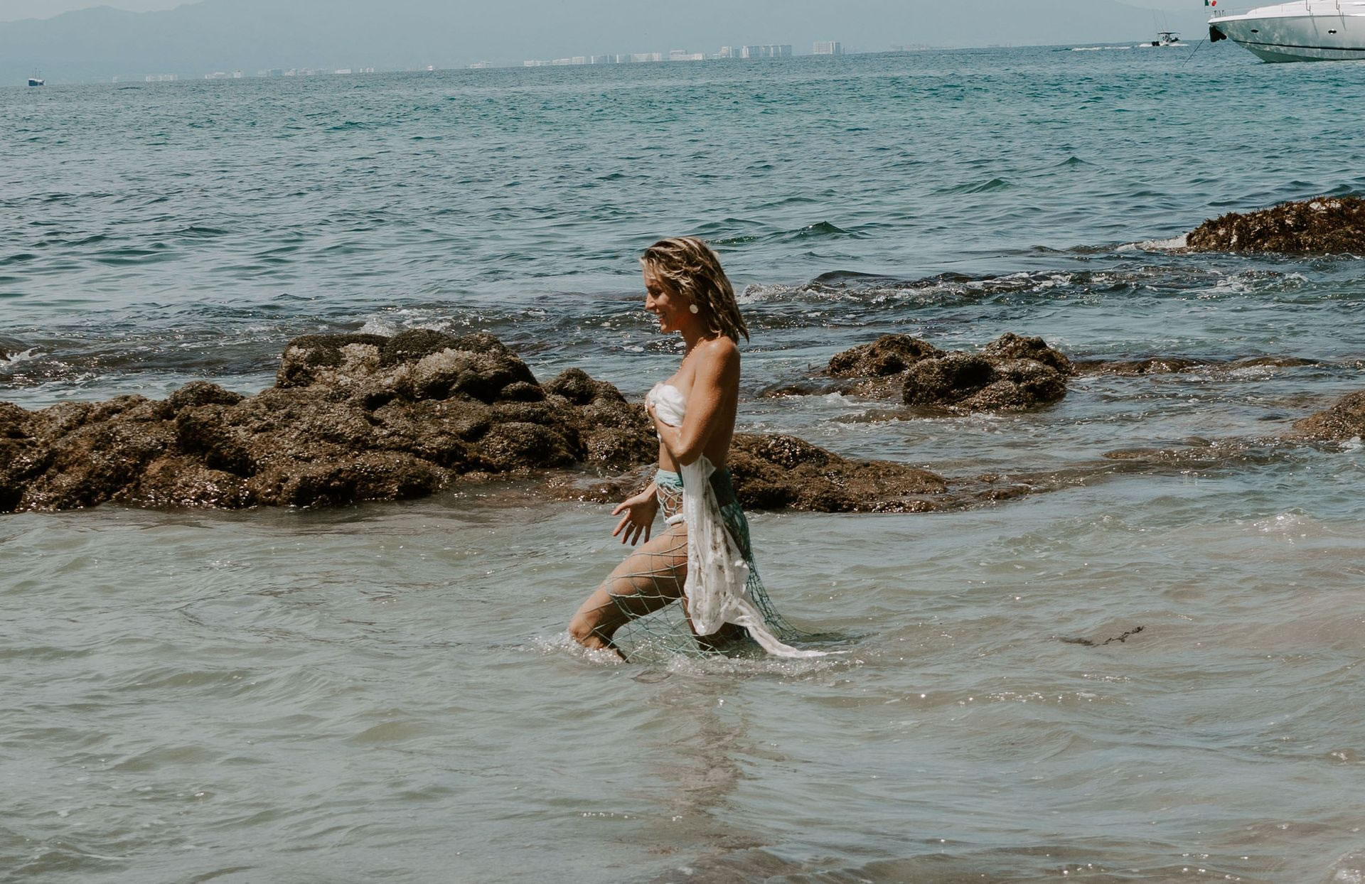 Kristin Cavallari’s Topless Photoshoot 10
