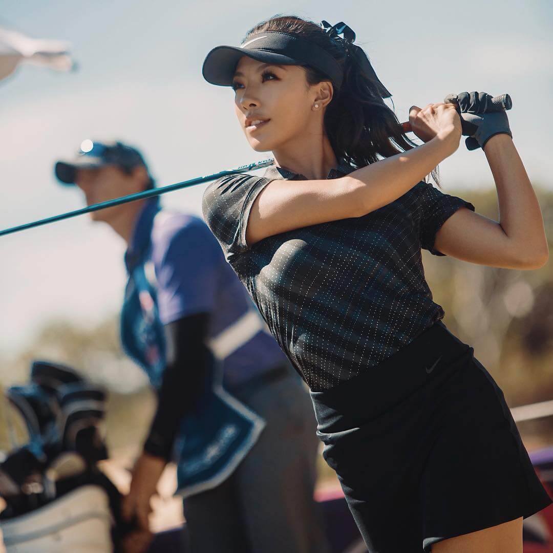 Check Out The Insanely Hot Pro Golfer From China Lily Muni He 517