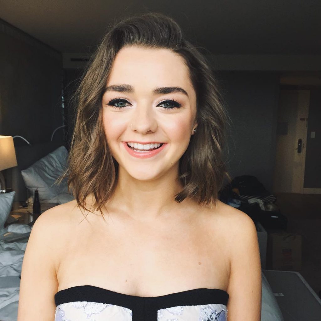 55 Sexy and Hot of Maisie Williams Pictures – Bikini, Ass, Boobs 34