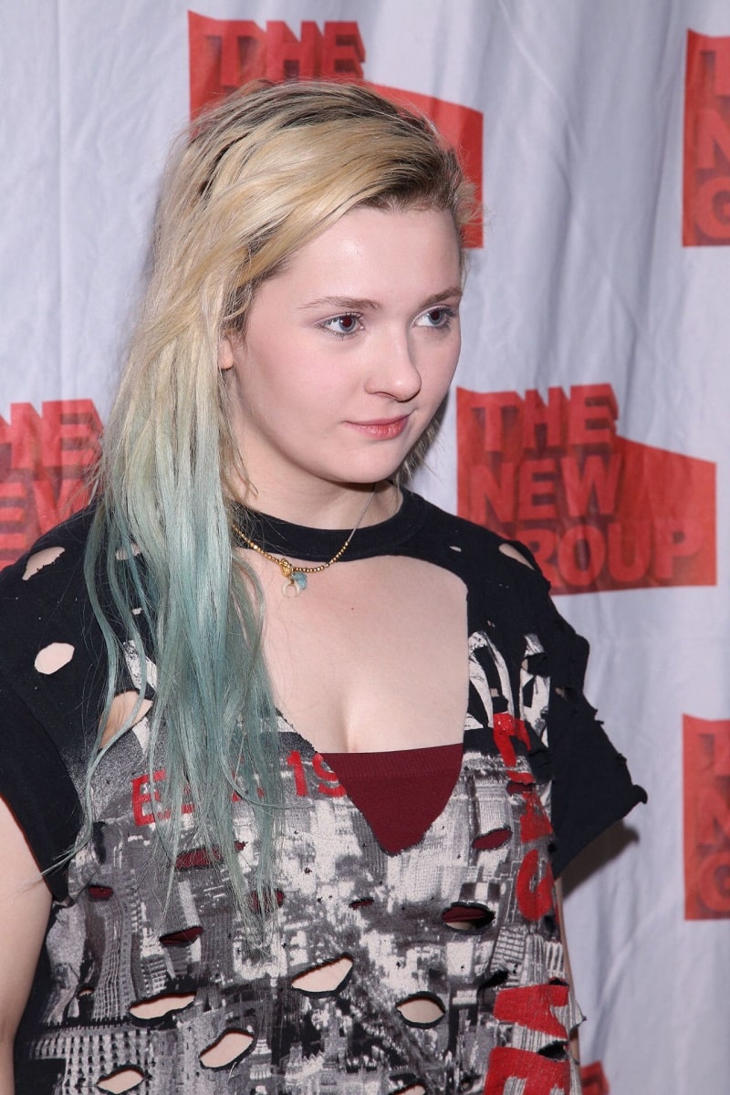 Abigail Breslin Hot