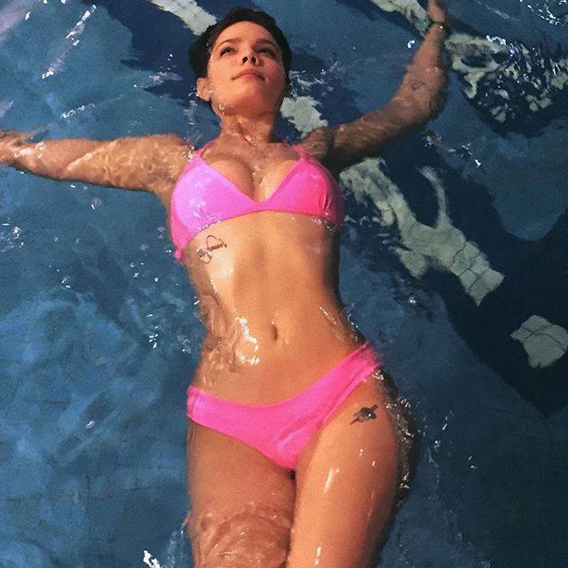 60 Sexy and Hot Halsey Pictures – Bikini, Ass, Boobs 277