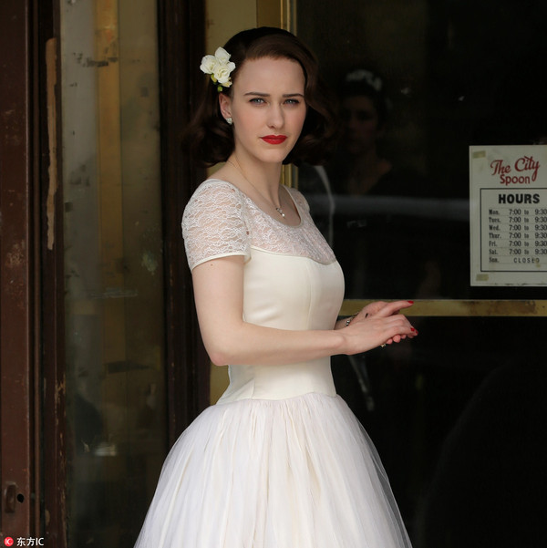 Rachel Brosnahan Beautifull