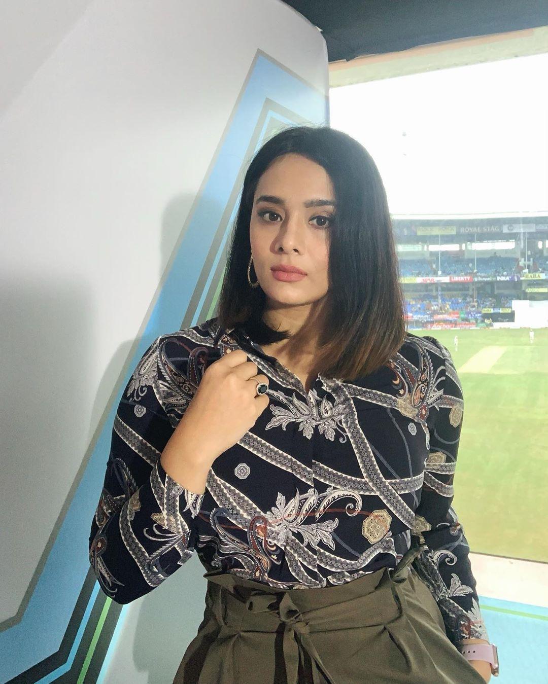 70+ Hot Pictures Of Mayanti Langer Are Like Heaven On Earth 20