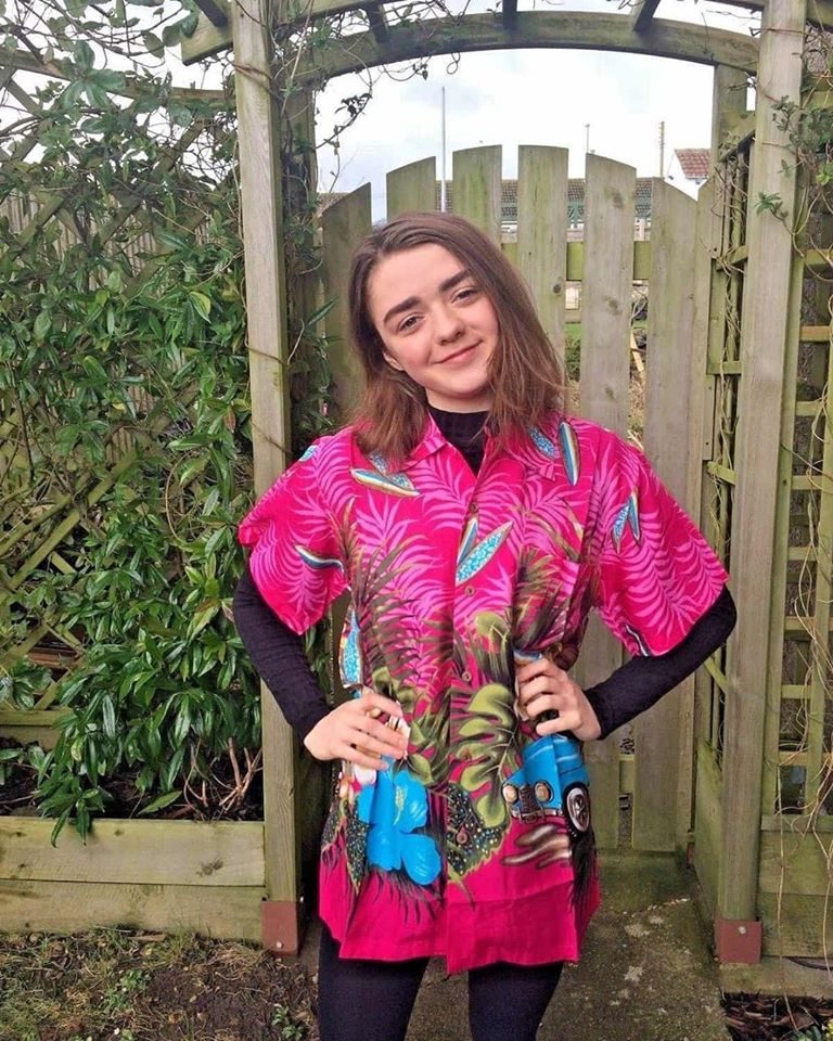 55 Sexy and Hot of Maisie Williams Pictures – Bikini, Ass, Boobs 86