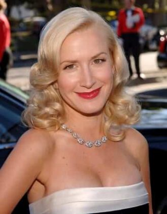 46 Angela Kinsey Nude Pictures Can Sweep You Off Your Feet 349