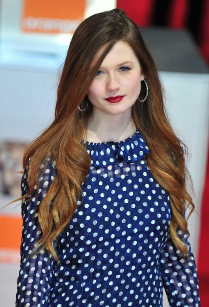 50 Bonnie Wright Nude Pictures Brings Together Style, Sassiness And Sexiness 636