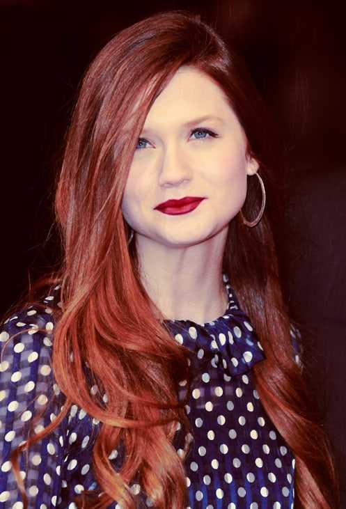 50 Bonnie Wright Nude Pictures Brings Together Style, Sassiness And Sexiness 43