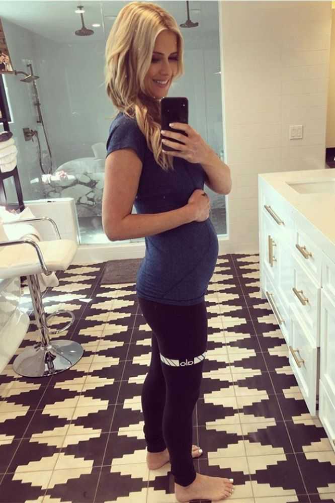 70+ Hot Pictures Of Christina Anstead Which Are Just Too Hot To Handle 4