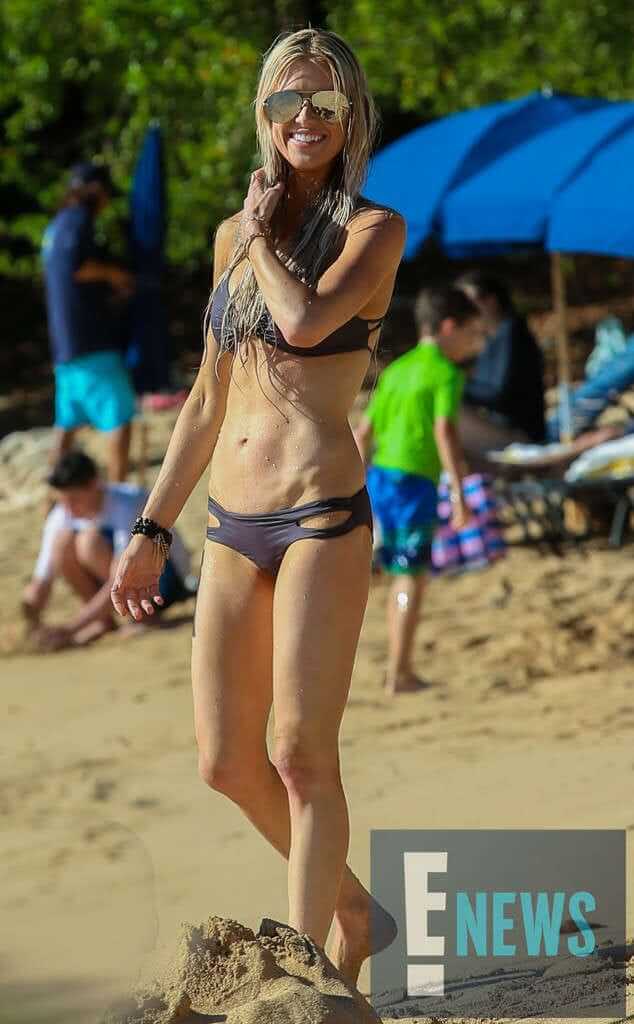 Christina Anstead sexy bikini pic