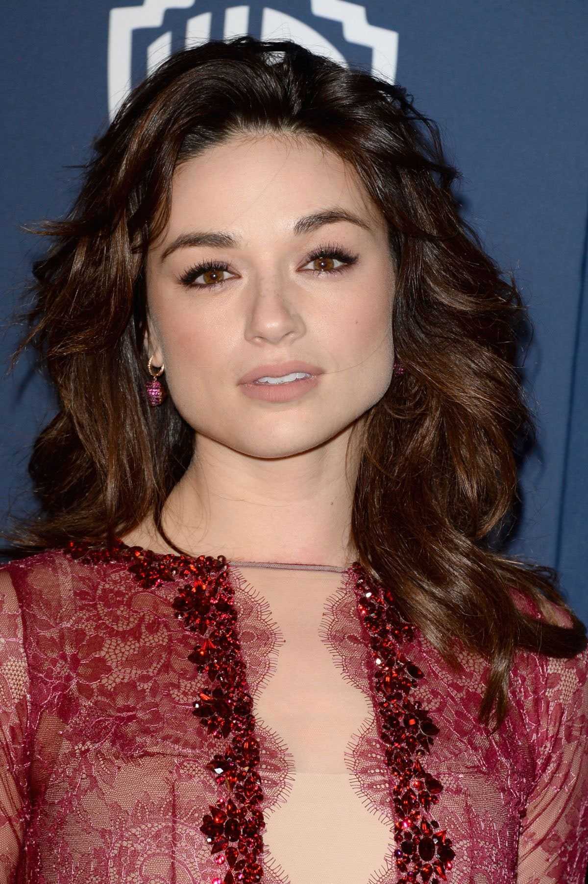 70+ Hot Pictures Of Crystal Reed That Are Sure To Make You Her Biggest Fan 5
