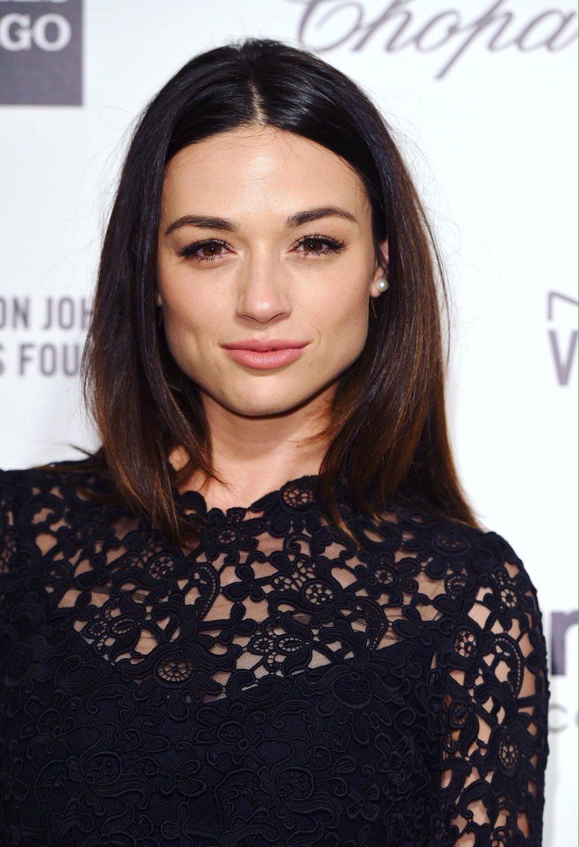 Crystal Reed hot women