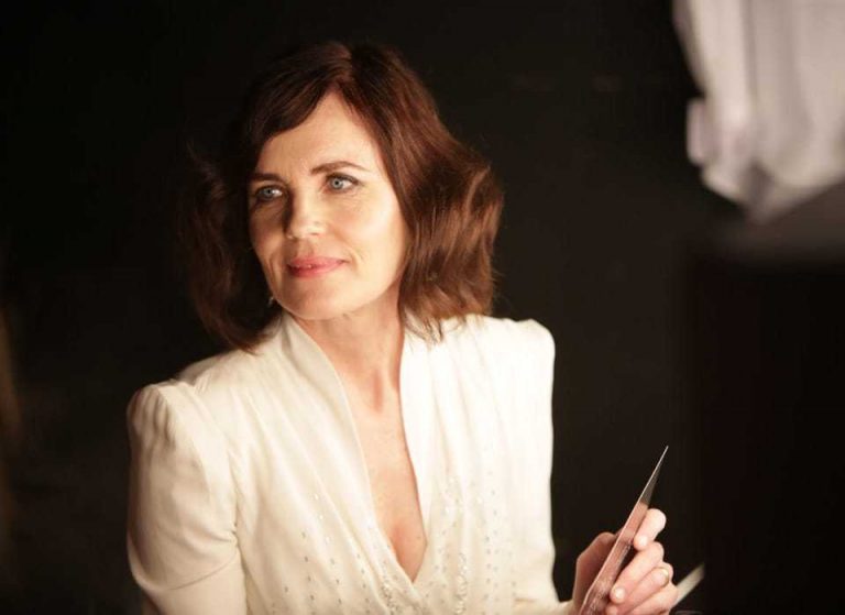 49 Elizabeth McGovern Nude Pictures Are Dazzlingly Tempting 15