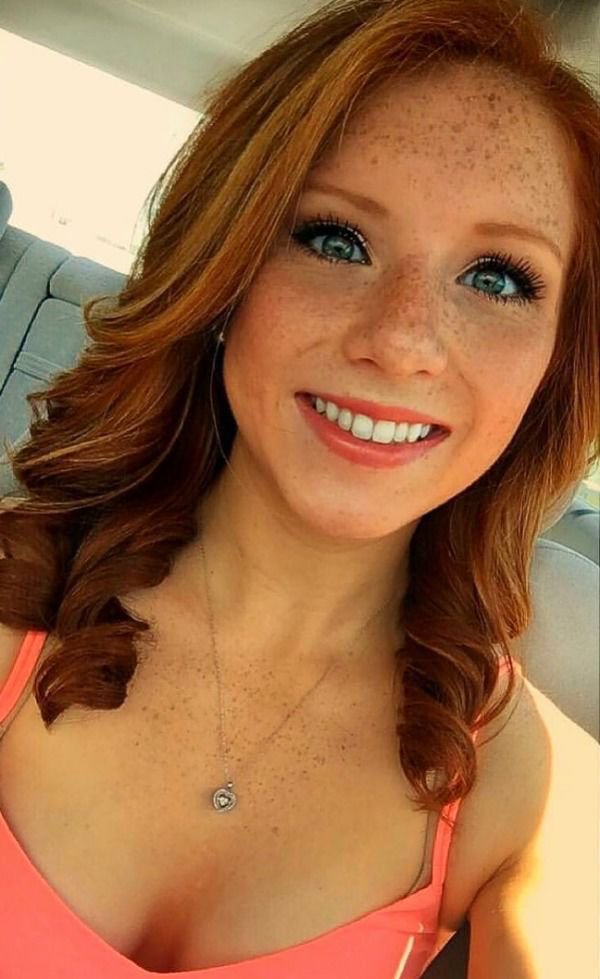 32 Hot Girls With Freckles 27