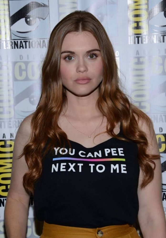 50 Holland Roden Nude Pictures That Make Her A Symbol Of Greatness 42