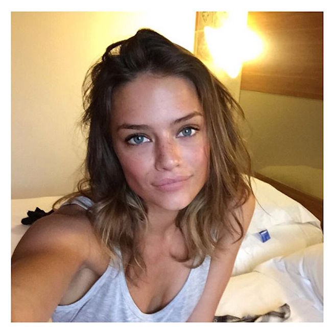 Jessica Lee Buchanan-Instagirl-Instagram-Sexy-Jolie-Fille-Bombe-Brune-Yeux-Bleus-Afrique du Sud-Cape Town-Mannequin-Femme-Sport-Ice-Model-Management-Bikini-effronte-02