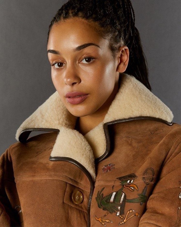 Jorja Smith hot lady picture