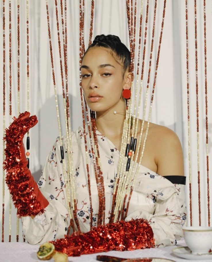 Jorja Smith sexy lady photo