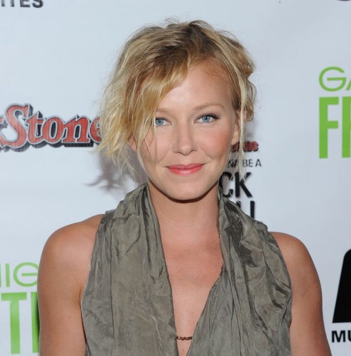 49 Kelli Giddish Nude Pictures Which Will Cause You To Succumb To Her 33
