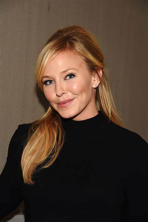 49 Kelli Giddish Nude Pictures Which Will Cause You To Succumb To Her 175