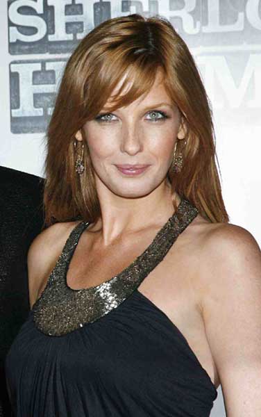 Kelly Reilly sexy look (2)