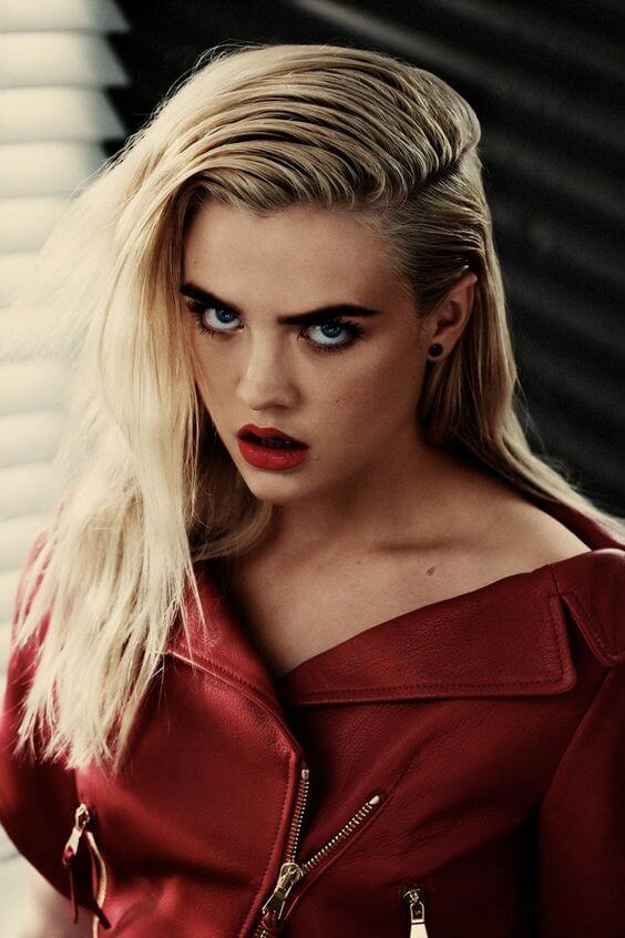 Maddie Hasson sexy picture