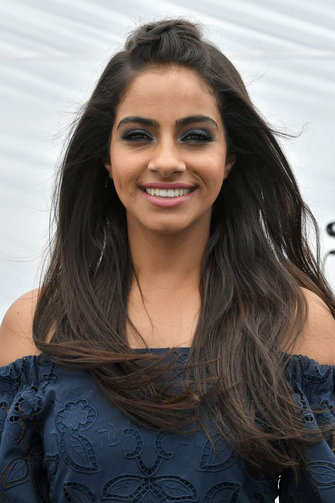Mandip Gill awesome pics (2)