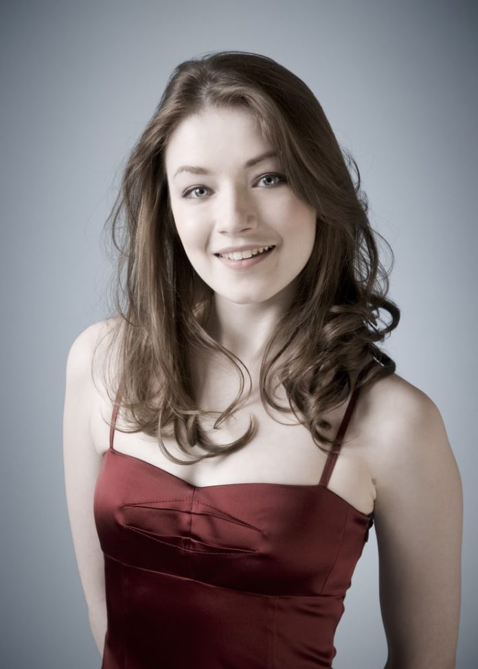 49 Sarah Bolger Nude Pictures Uncover Her Grandiose And Appealing Body 21