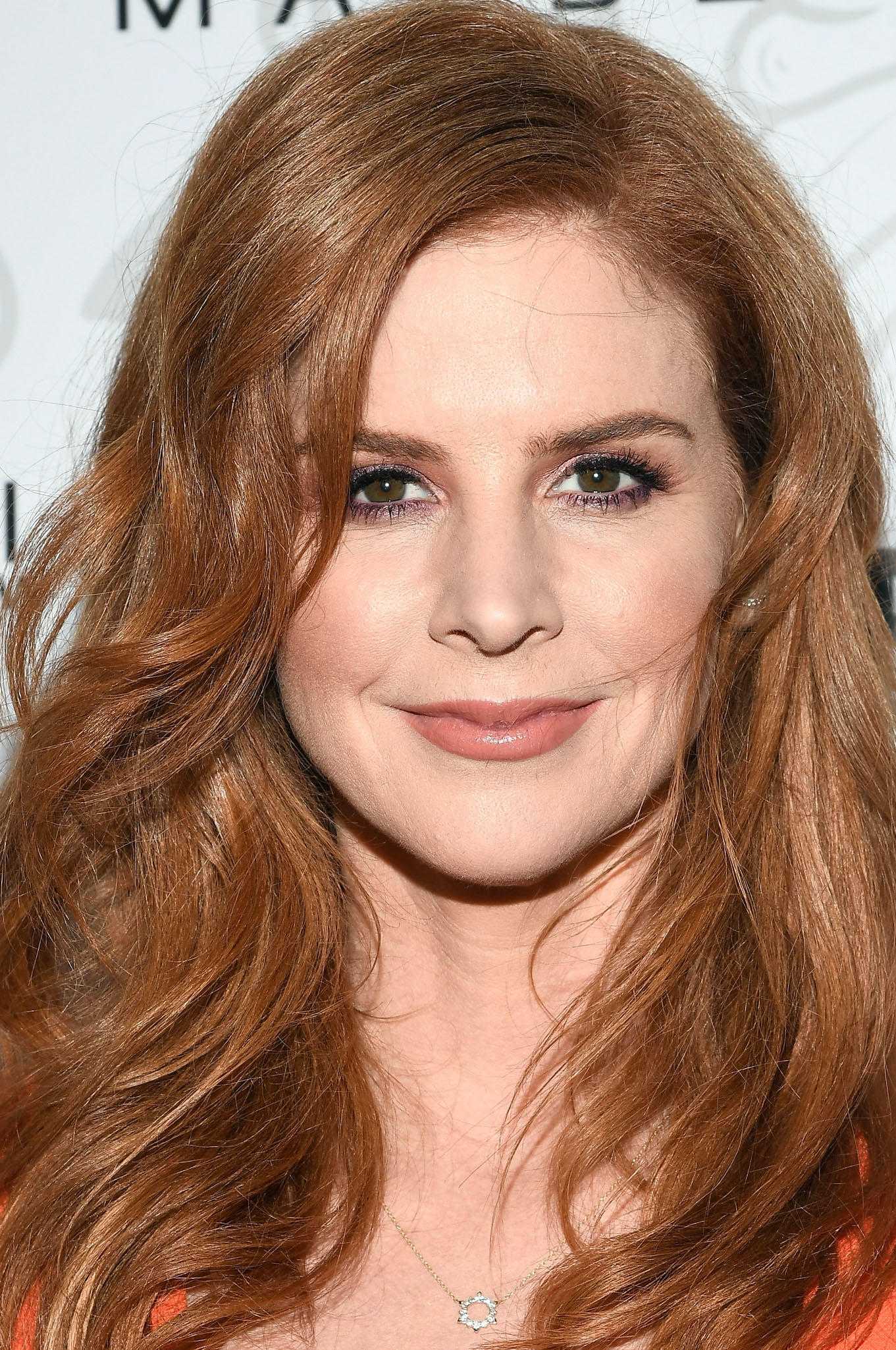 70+ Hot Pictures Of Sarah Rafferty Which Are Really A Sexy Slice From Heaven 9