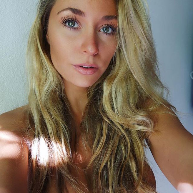 Sydney Maler-Sydney A Maler-USA-Los Angeles-San Diego-Instagirl-Instagram-Sexy-Jolie-Canon-Fille-Femme-Blonde-Mannequin-Bikini-effronte-02