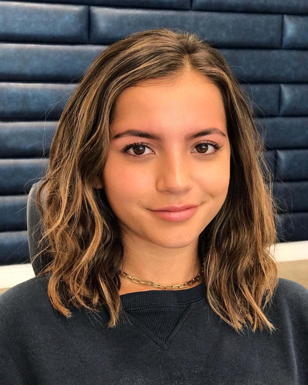 70+ Hot Pictures Of Isabela Moner Which Will Rock Your World 18