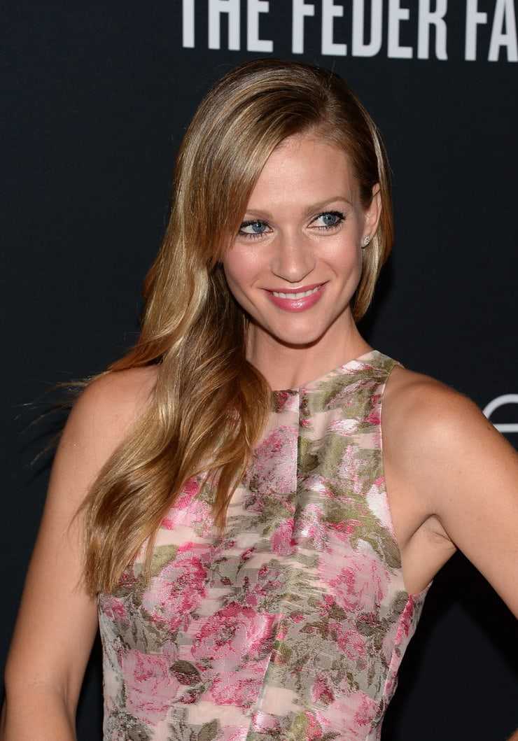 70+ Hot Pictures Of A.J Cook From Criminal Minds Will Make You Day 4