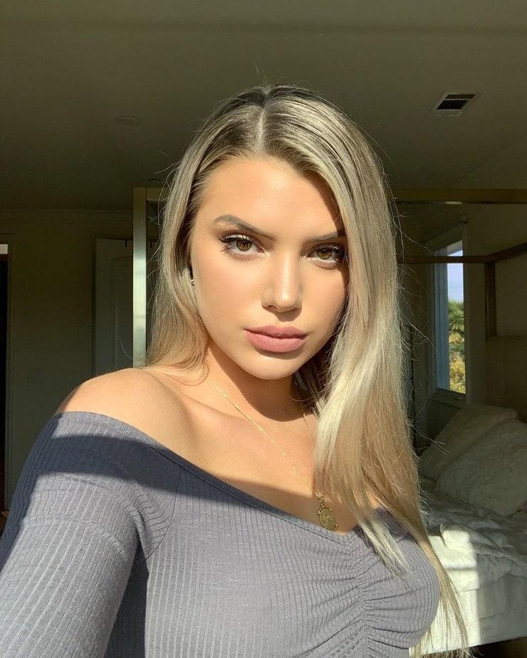 70+ Hot Pictures Of Alissa Violet Which Prove She Is The Sexiest Woman On The Planet 386