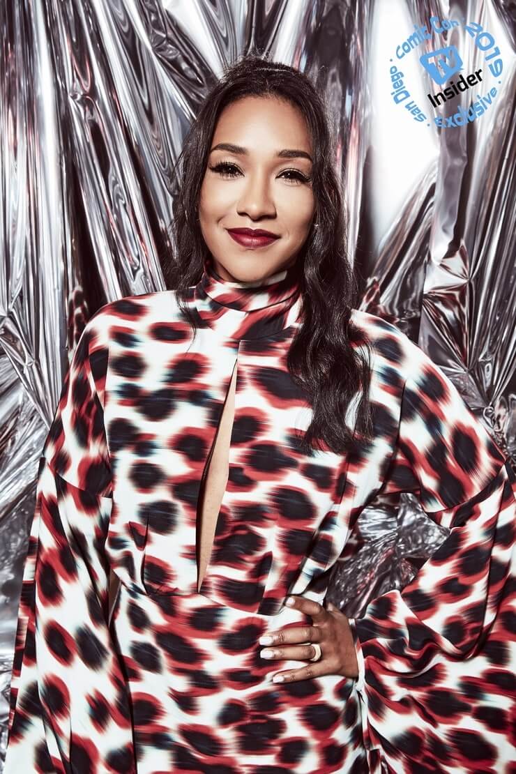 70+ Hot Pictures Of Candice Patton Who Plays Iris West In Flash TV Series 23