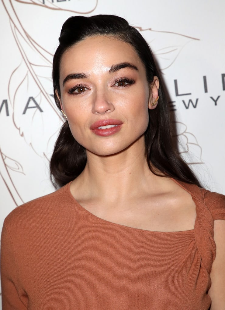 70+ Hot Pictures Of Crystal Reed That Are Sure To Make You Her Biggest Fan 19