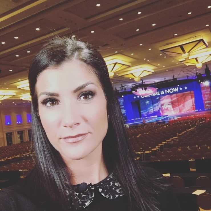 70+ Hot Pictures Of Dana Loesch Are So Damn Sexy That We Don’t Deserve Her 531