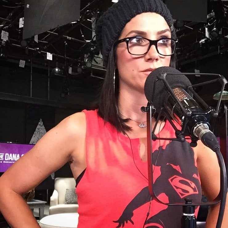 70+ Hot Pictures Of Dana Loesch Are So Damn Sexy That We Don’t Deserve Her 532