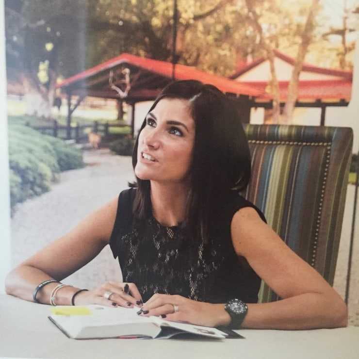 70+ Hot Pictures Of Dana Loesch Are So Damn Sexy That We Don’t Deserve Her 522