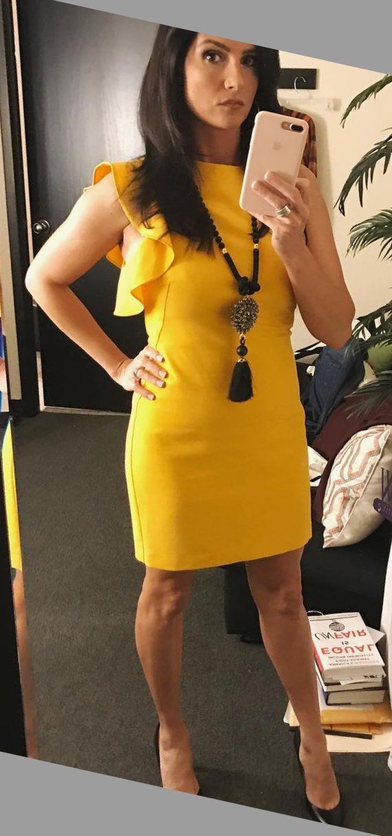 dana loesch yellow dress