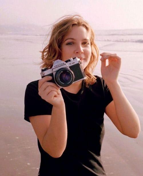 70+ Hot Pictures Of Drew Barrymore Are Too Damn Sexy To Handle 8