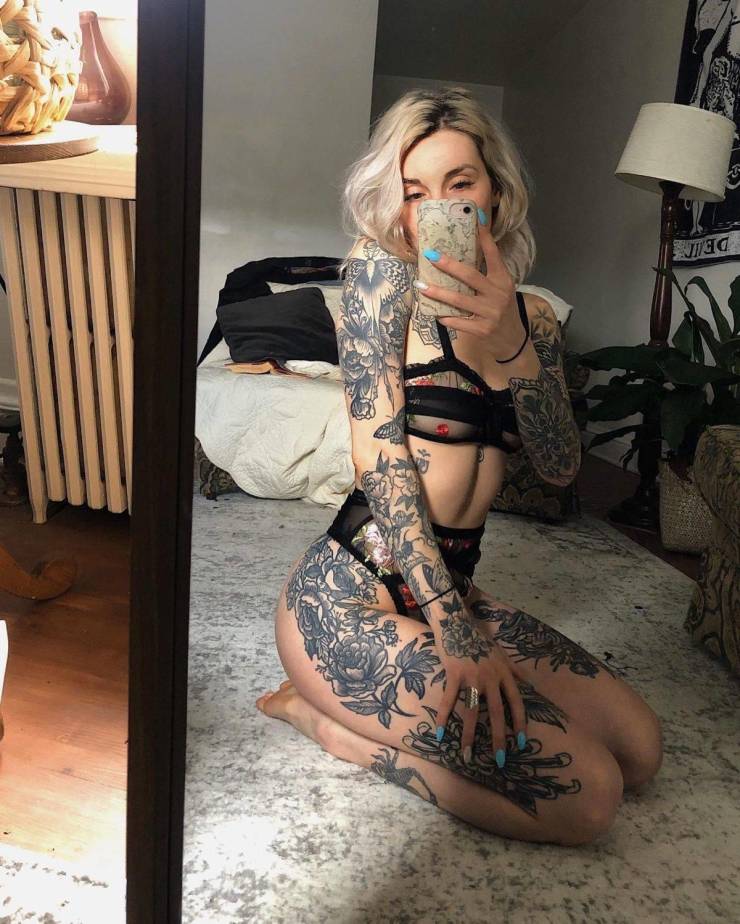 50+ Hot And Hardcore Tattooed Girls 47