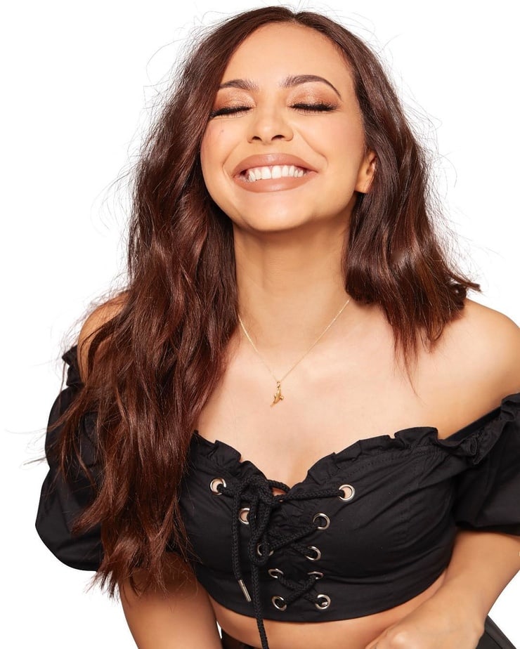 jade thirlwall cleavage