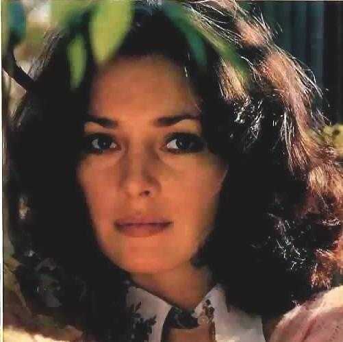 51 Sexy Jennifer O’Neill Boobs Pictures That Will Make You Begin To Look All Starry Eyed At Her 9