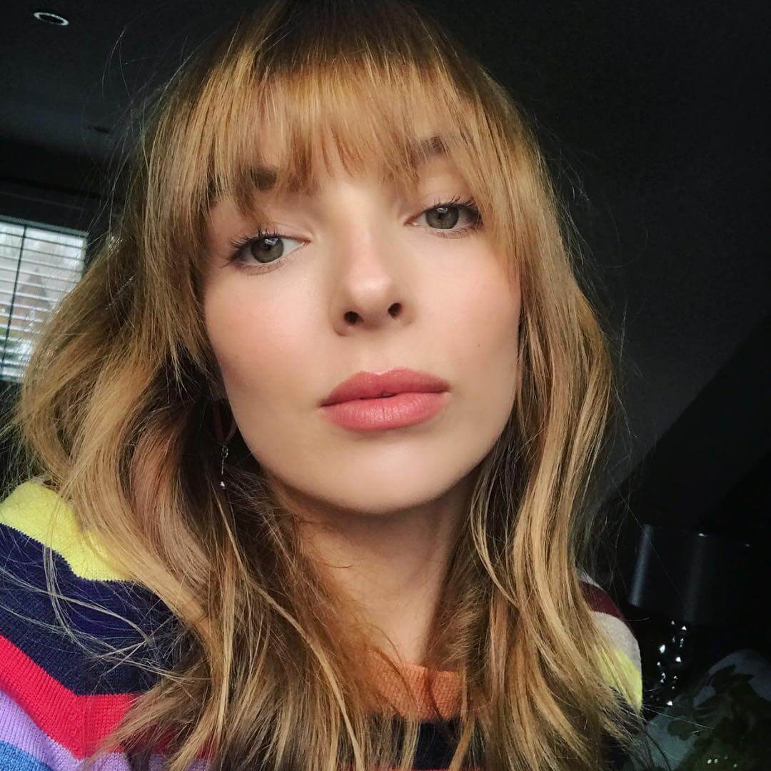 jodie comer hairstyle