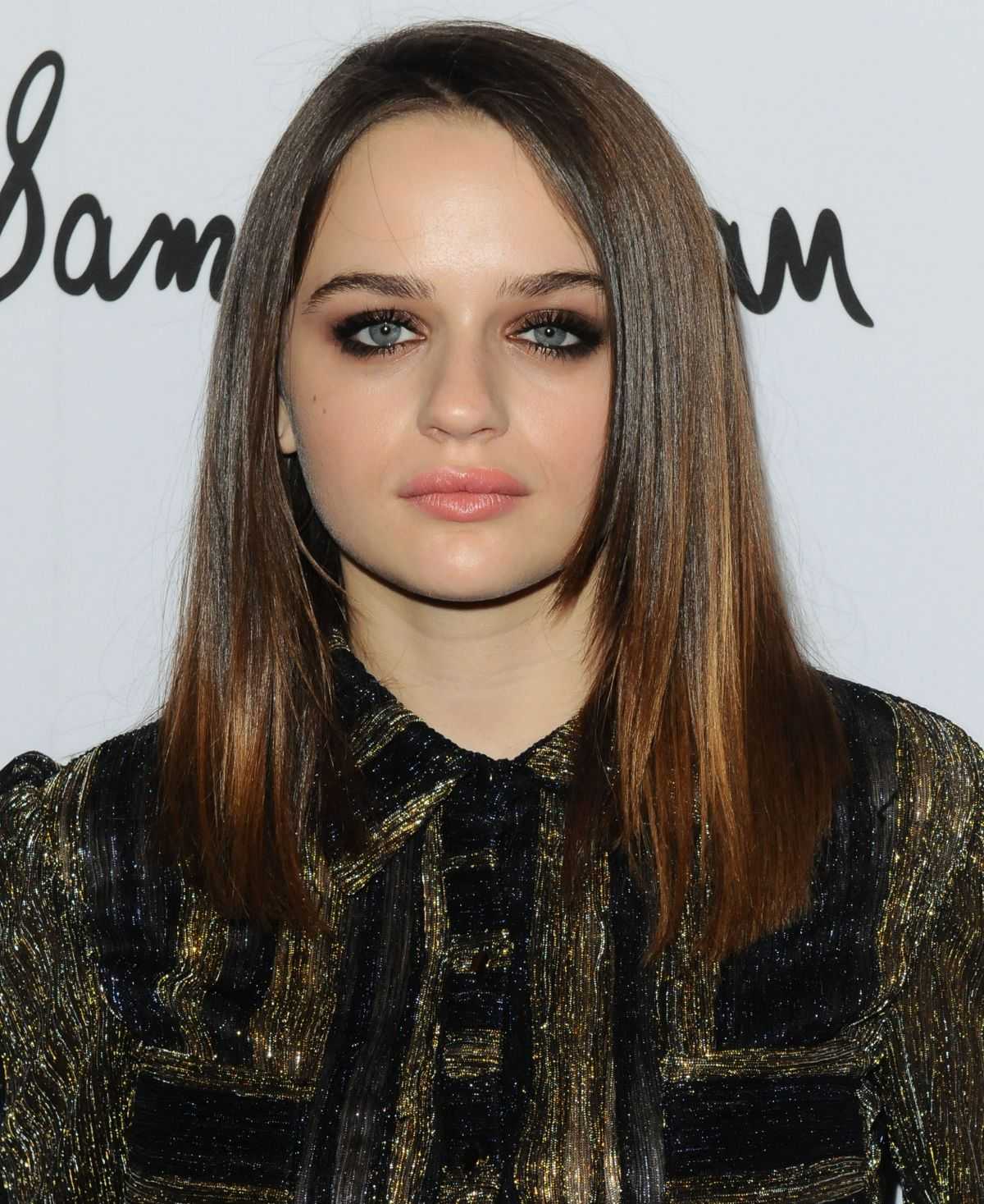70+ Hot And Sexy Pictures Of Joey King Exposes Her Curvy Body 297