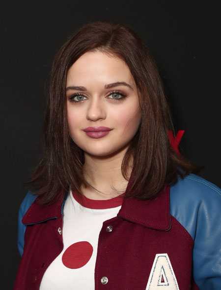 70+ Hot And Sexy Pictures Of Joey King Exposes Her Curvy Body 14