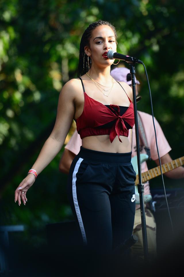 70+ Hot Pictures Of Jorja Smith Which Will Make Your Day 20