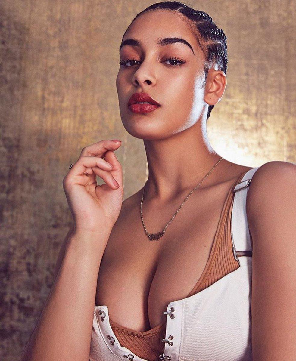 70+ Hot Pictures Of Jorja Smith Which Will Make Your Day 21