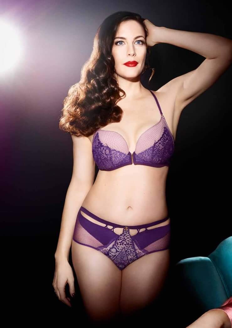 61 Sexy Liv Tyler Boobs Pictures That Will Make Your Heart Pound For Her 24