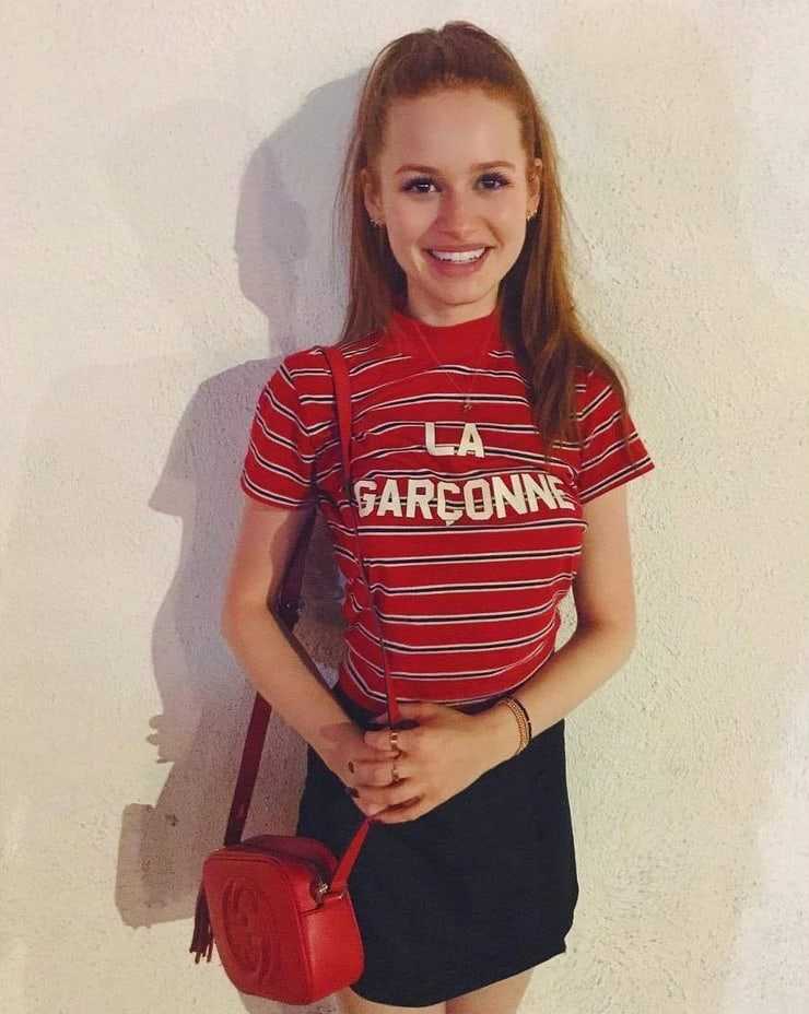 70+ Hot Pictures of Madelaine Petsch From Riverdale 3