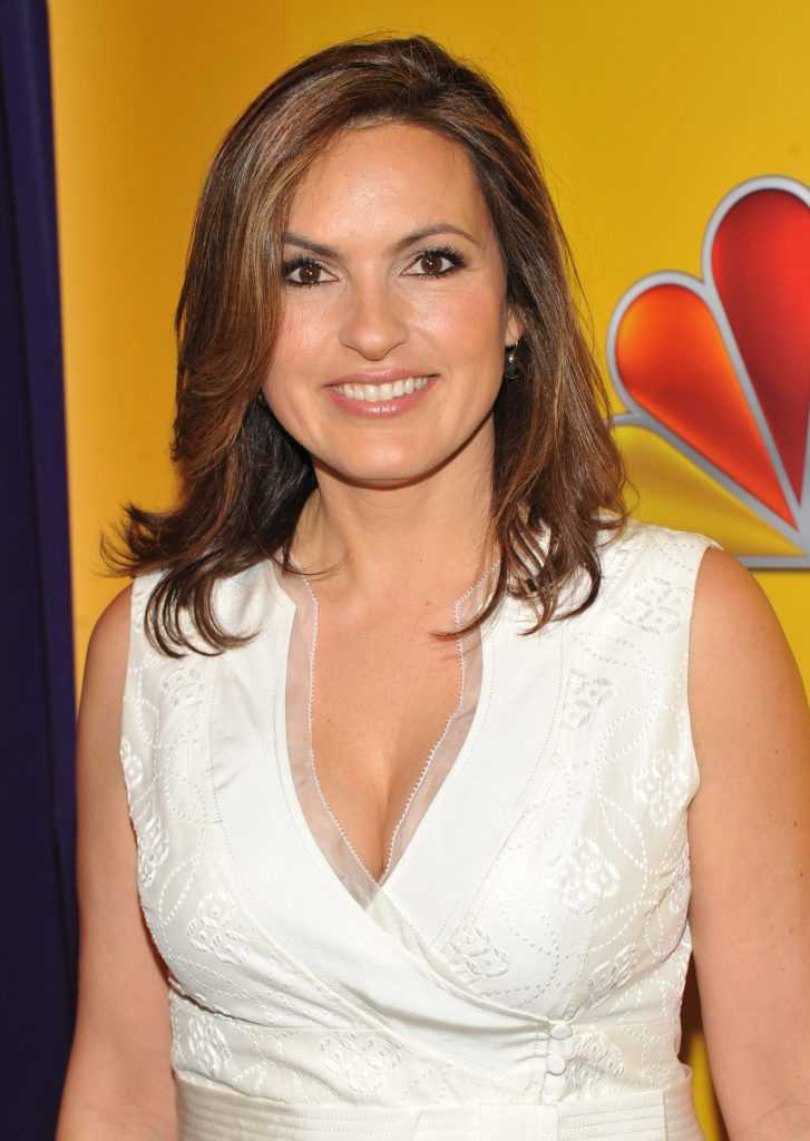 70+ Hot Pictures Of Mariska Hargitay Are Too Damn Hot For Even Her Fans 24